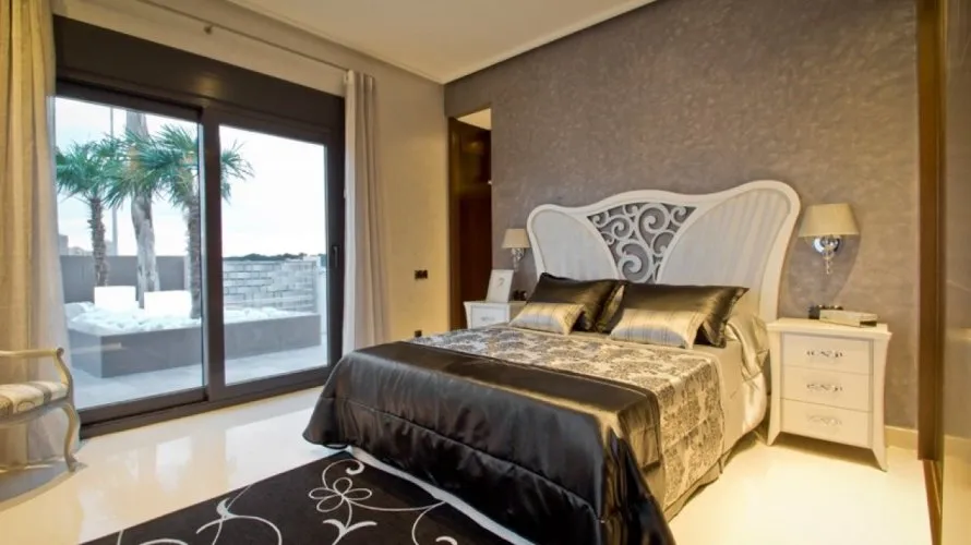 Villa de 157m² à La Zenia, Espagne No. 1584 № 11