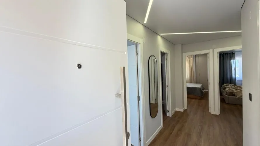 Apartment de 3 chambres à Torrevieja, Espagne No. 2353 № 1