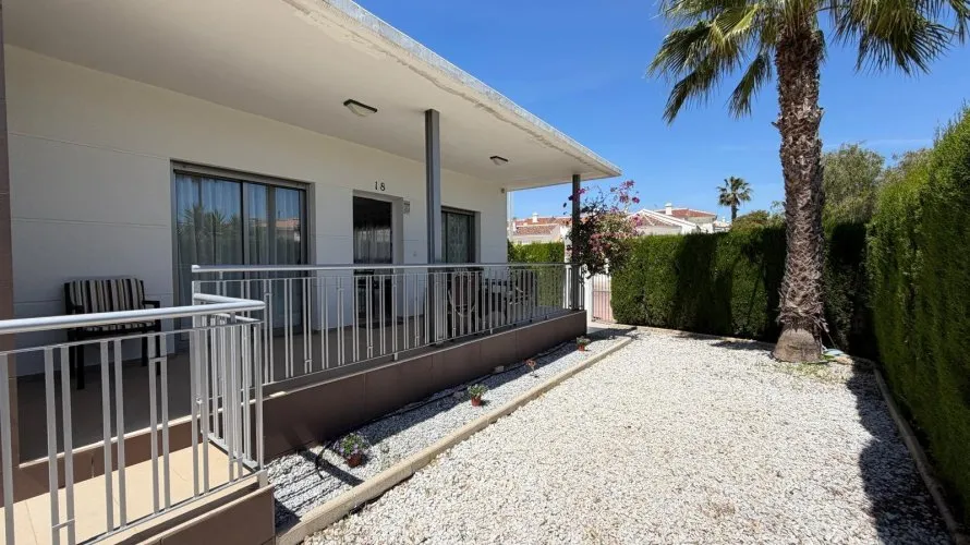 Villa de 4 chambres à Ciudad Quesada, Spain No. 2377 № 8