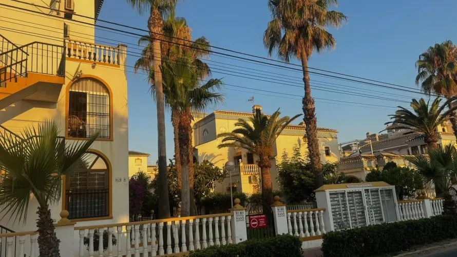 Apartment de 3 chambres à Torrevieja, Espagne No. 2131 № 20
