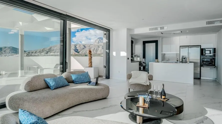 Apartment de 3 chambres à Benidorm, Espagne No. 2019 № 10