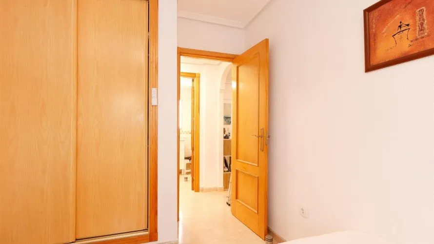 Apartment de 1 chambre à Alicante, Espagne No. 2395 № 18