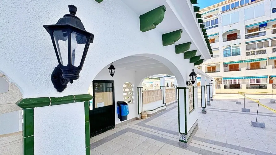 Apartment de 1 chambre à Torrevieja, Espagne No. 2295 № 2