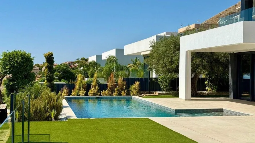 Villa de 890m² à Benidorm, Espagne No. 2163 № 8