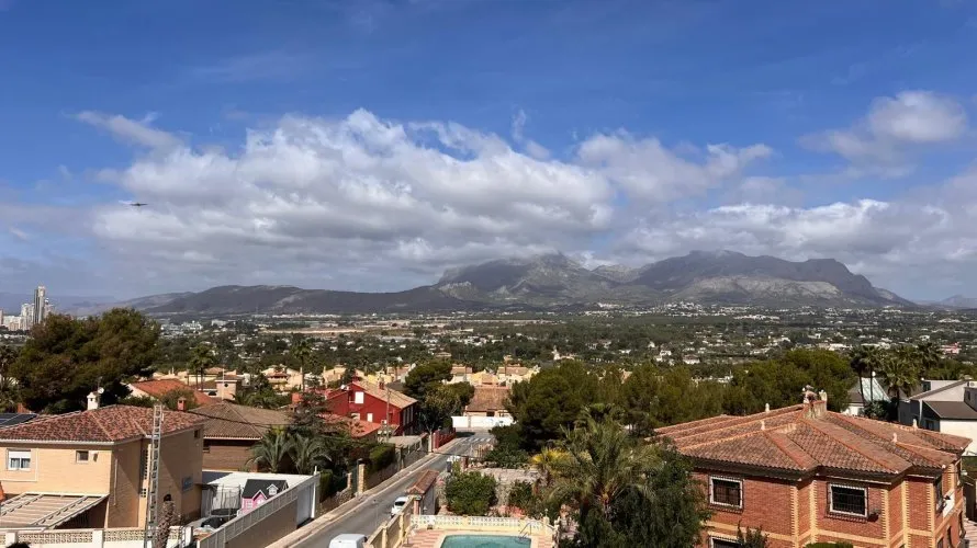 Villa de 480m² à Benidorm, Espagne No. 2004 № 8