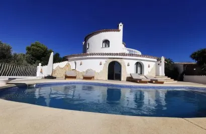 Villa de 4 chambres à Benitachell, Espagne No. 2546