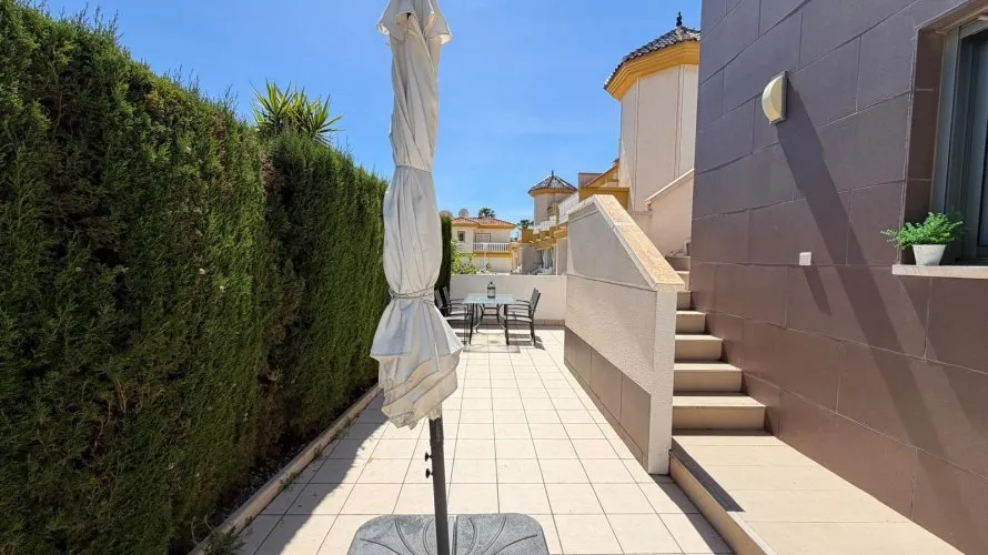 Villa de 4 chambres à Ciudad Quesada, Spain No. 2377 № 9