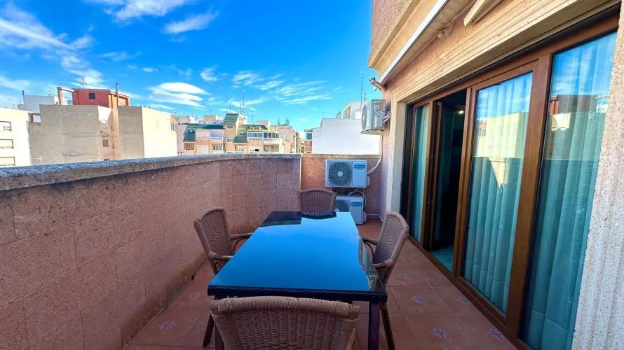 Penthouse de 2 chambres à Torrevieja, Espagne No. 2252 № 6