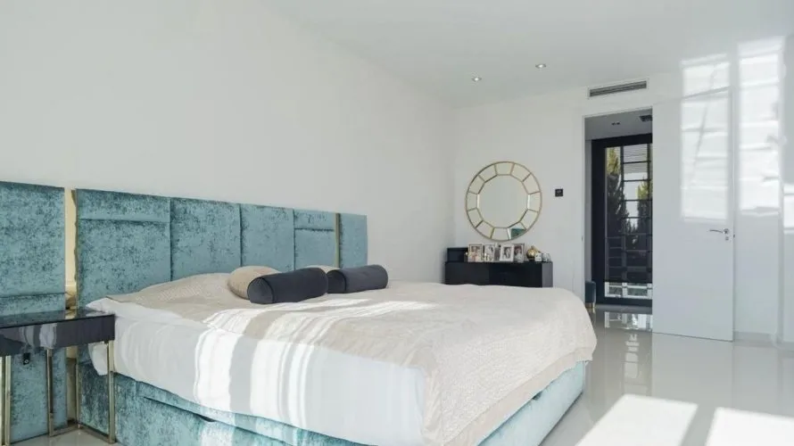 Villa de 5 chambres à Finestrat, Espagne No. 2475 № 19