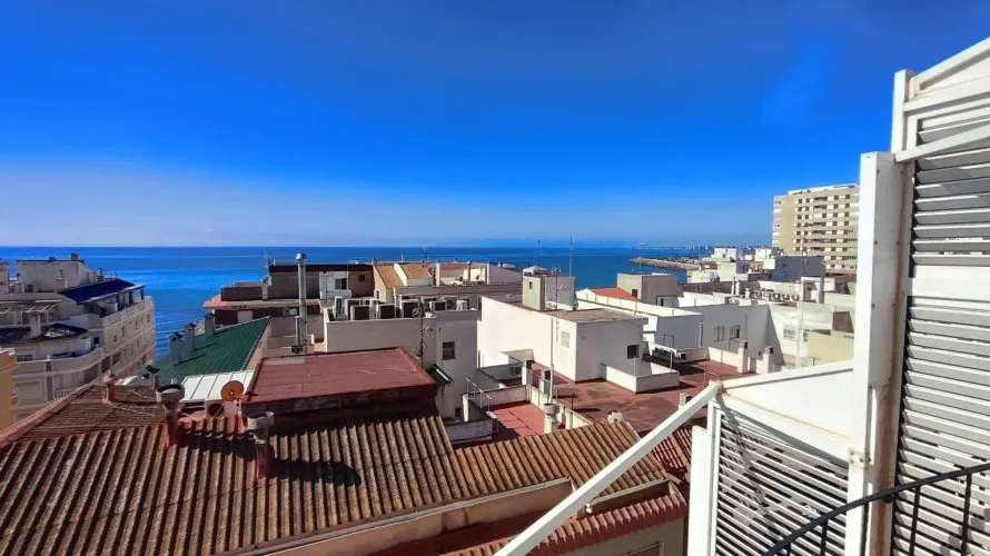 Penthouse de 1 chambre à Torrevieja, Espagne No. 1490 № 2