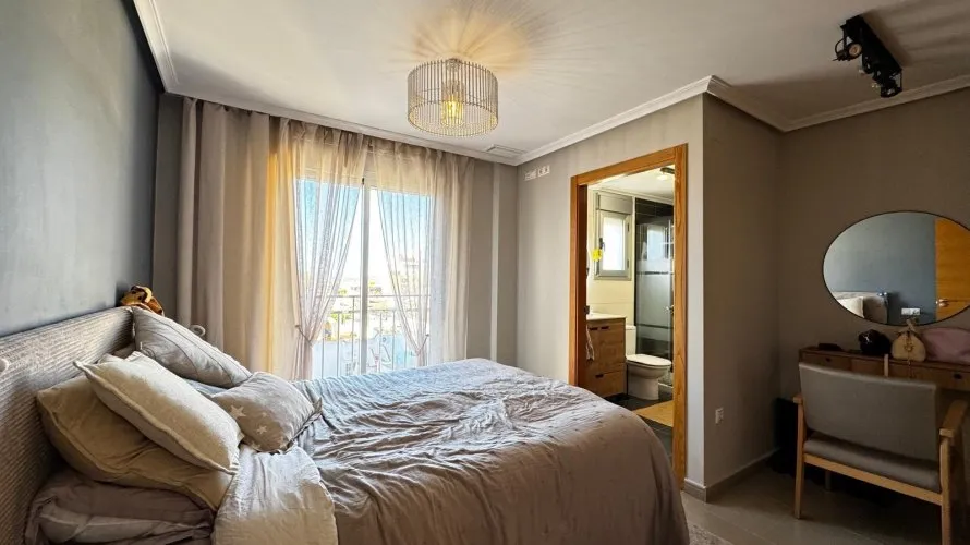 Apartment de 3 chambres à Nueva Torrevieja, Espagne No. 2616 № 16