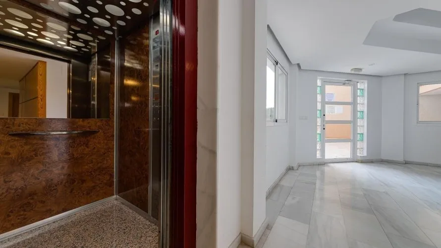 Apartment de 1 chambre à Alicante, Espagne No. 2395 № 6