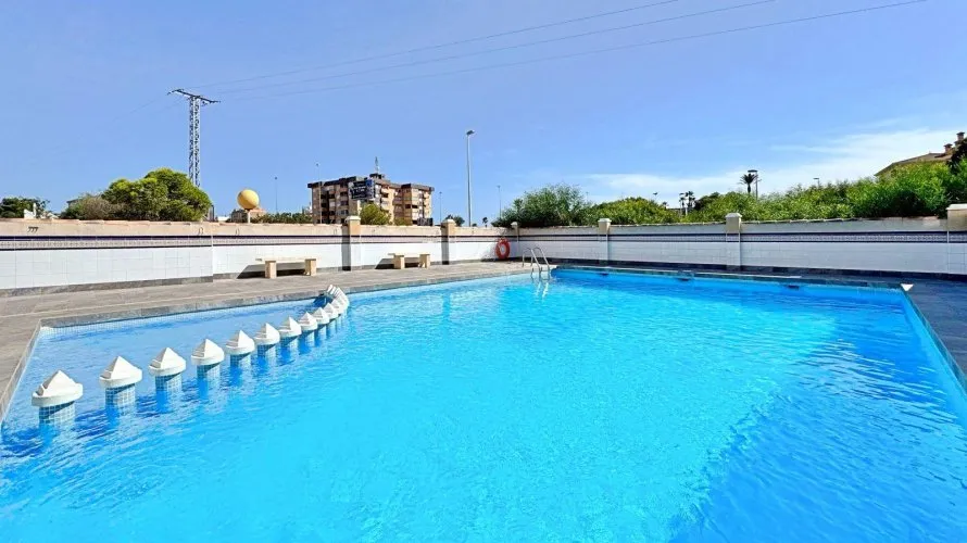 Bungalow de 2 chambres à La Zenia, Espagne No. 2168 № 25