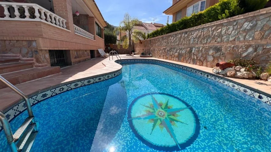 Villa de 480m² à Benidorm, Espagne No. 2004 № 2