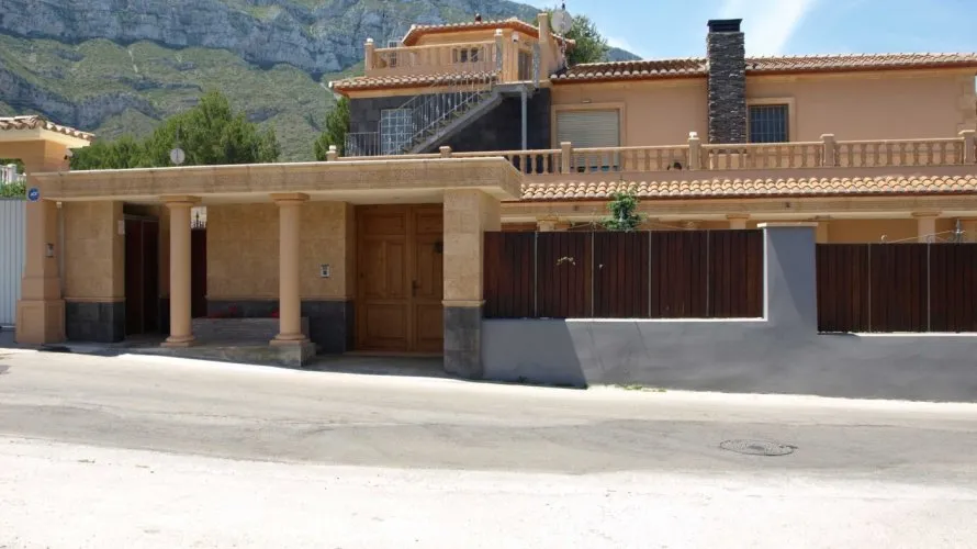 Villa de 11 chambres à Denia, Espagne No. 1625