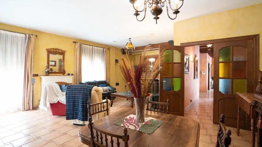 Commercial property de 468m² à San Miguel de Salinas, Espagne No. 2483 № 12