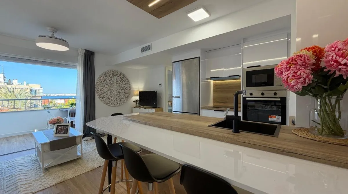 Apartment de 3 chambres à Torrevieja, Espagne No. 1557