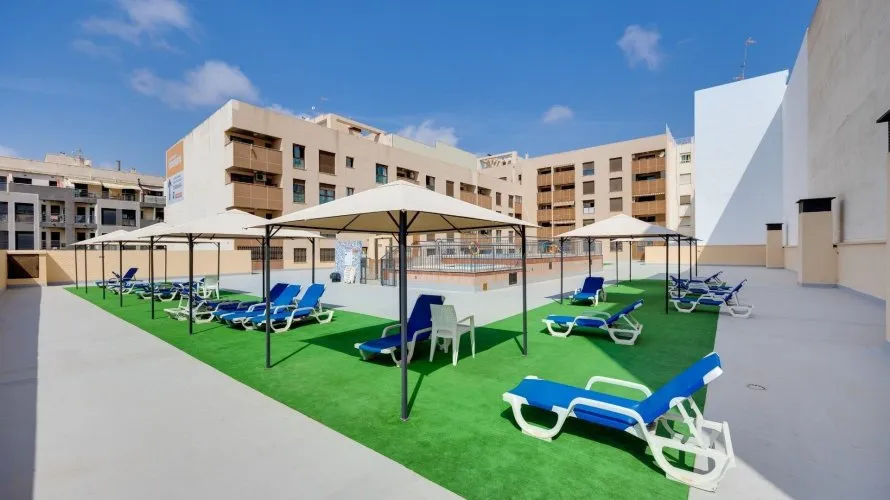 Apartment de 2 chambres à Torrevieja, Espagne No. 2671 № 3