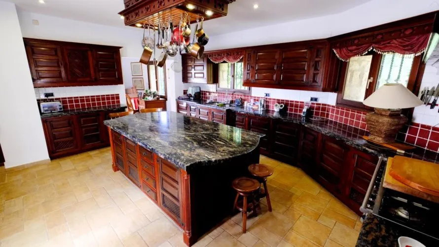 Villa de 4 chambres à Fustera, Espagne No. 1627 № 13
