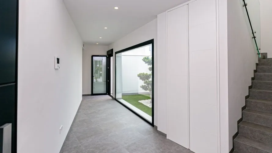 Villa de 277m² à Lo Pagan, Espagne No. 2337 № 3