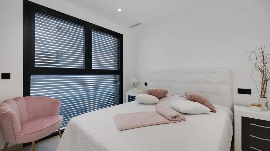 Apartment de 3 chambres à Torrevieja, Espagne No. 2695 № 8
