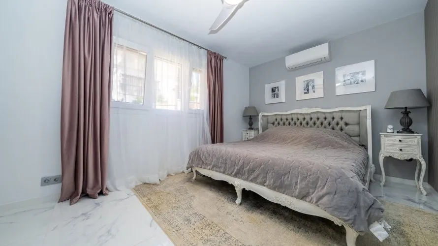 Villa de 192m² à Pinar De Campoverde, Espagne No. 2629 № 8