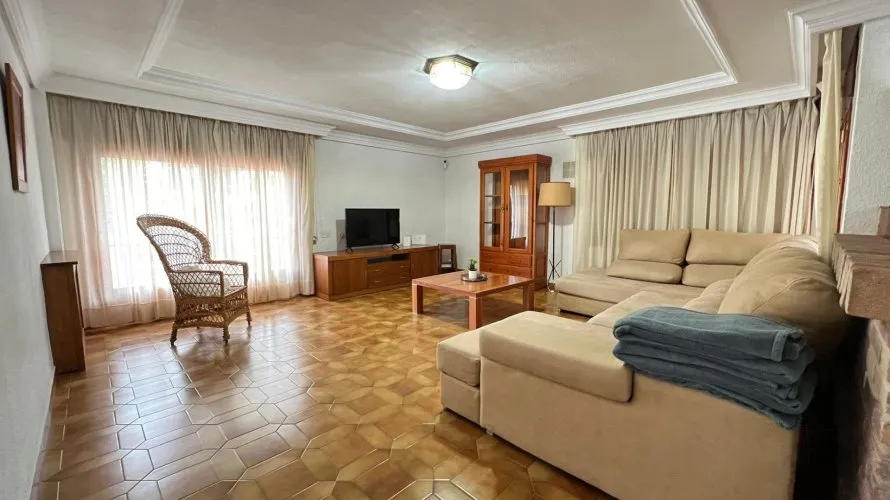 Villa de 4 chambres à Campoamor, Espagne No. 1929 № 27