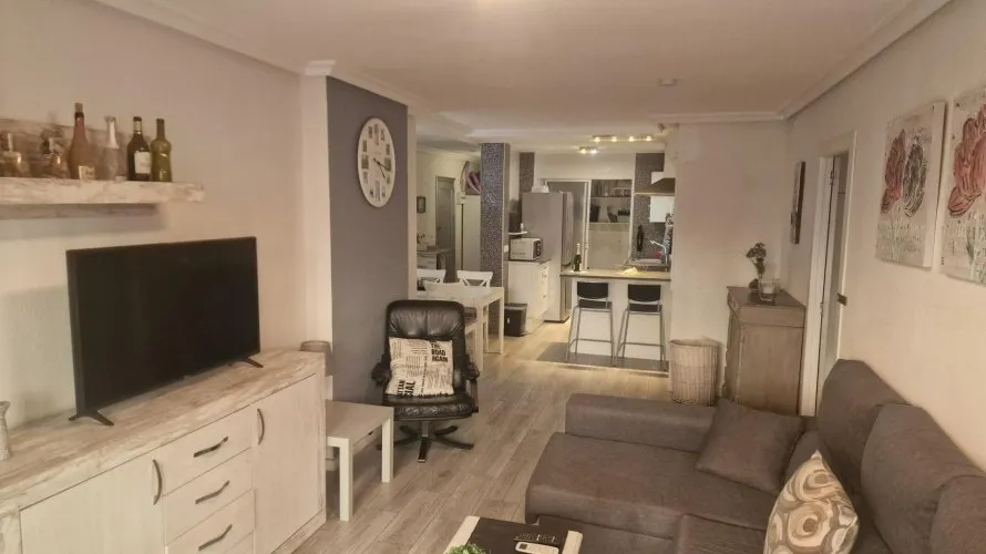Apartment de 3 chambres à Torrevieja, Espagne No. 1577 № 2