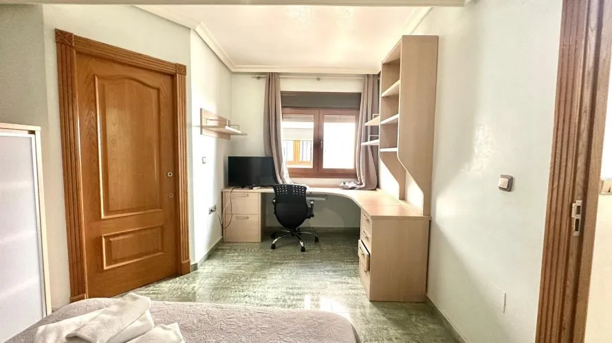 Penthouse de 2 chambres à Torrevieja, Espagne No. 2252 № 19