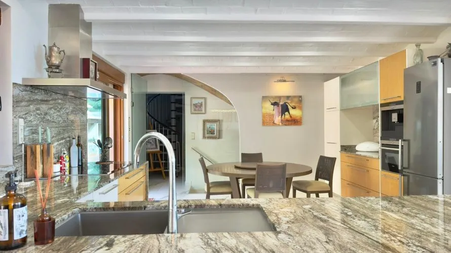 Villa de 4 chambres à La Pedrera, Espagne No. 2702 № 9