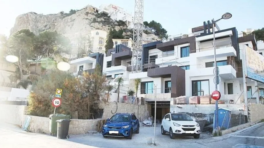 Apartment de 4 chambres à Benidorm, Espagne No. 1680 № 10