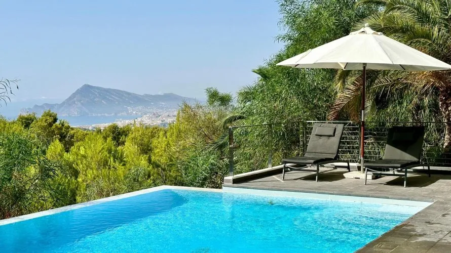 Villa de 4 chambres à Altea, Espagne No. 1944 № 14