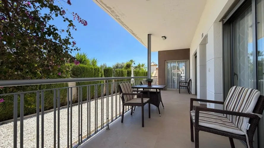 Villa de 4 chambres à Ciudad Quesada, Spain No. 2377 № 20