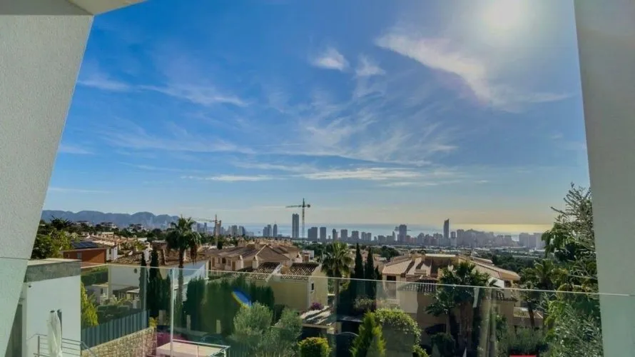 Villa de 5 chambres à Finestrat, Espagne No. 2475