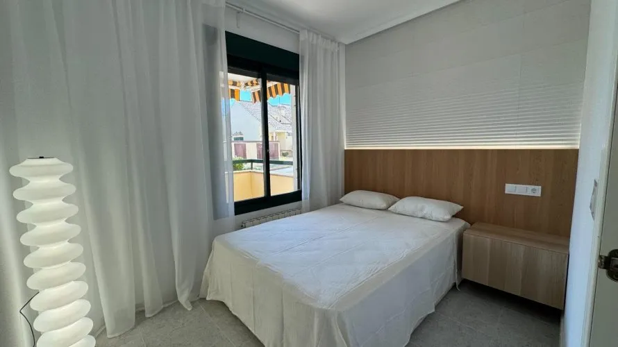 Apartment de 2 chambres à Alicante, Espagne No. 2347 № 21