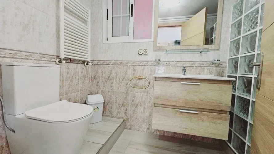 Villa de 5 chambres à Torrevieja, Espagne No. 2065 № 14