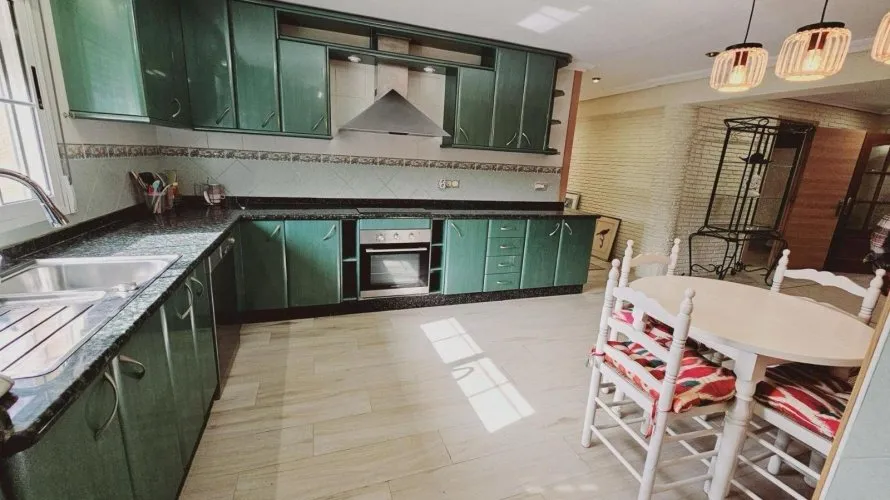 Villa de 5 chambres à Torrevieja, Espagne No. 2065 № 16