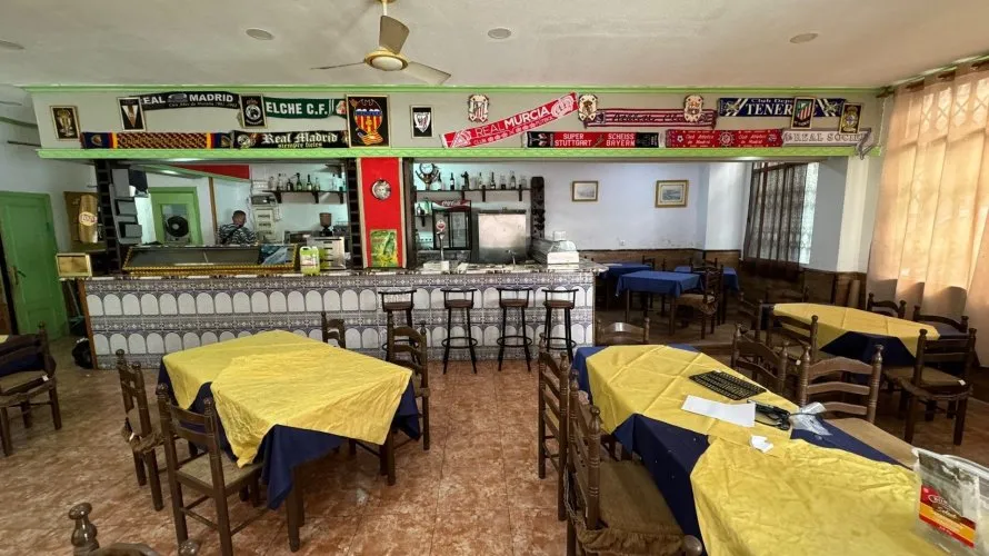 Commercial property de 118m² à Torrevieja, Espagne No. 1483 № 10