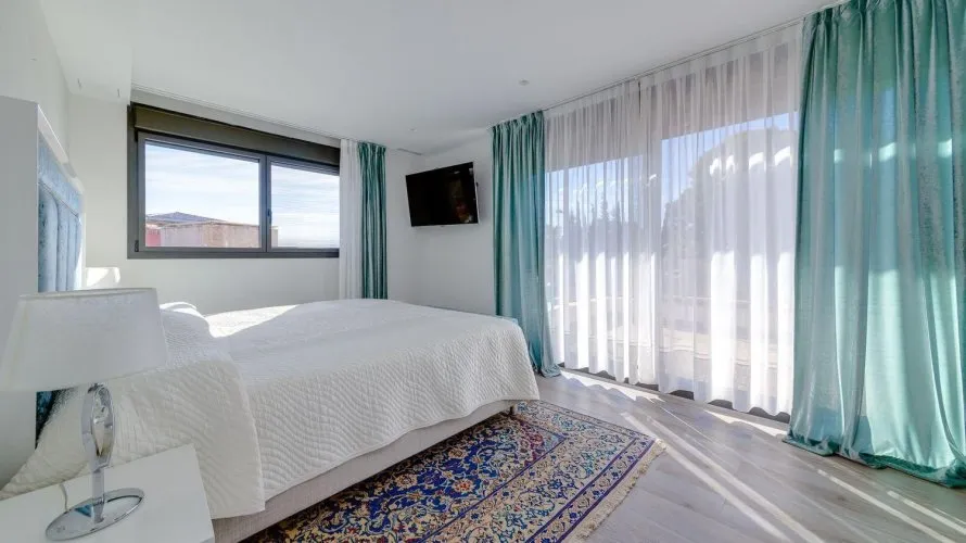 Villa de 461m² à Torrevieja, Espagne No. 2244 № 4
