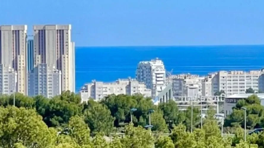 Bungalow de 3 chambres à Finestrat, Espagne No. 1707
