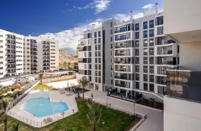 Apartment de 3 chambres à Alicante, Espagne No. 2119
