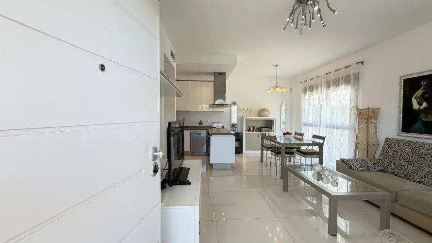 Villa de 4 chambres à Ciudad Quesada, Spain No. 2377 № 24