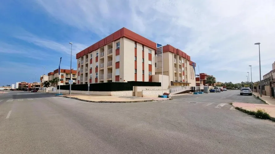 Apartment de 2 chambres à La Zenia, Espagne No. 2034