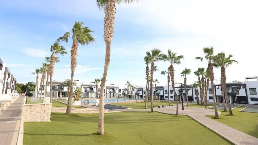Bungalow de 2 chambres à La Zenia, Espagne No. 2230 № 16