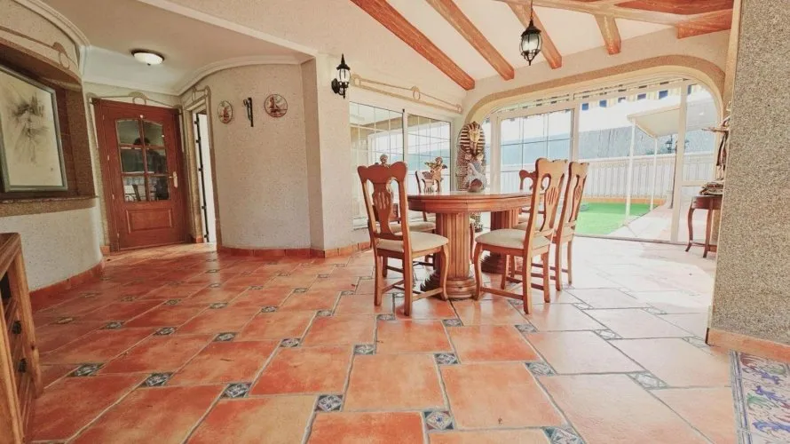 Villa de 5 chambres à Torrevieja, Espagne No. 2065 № 25