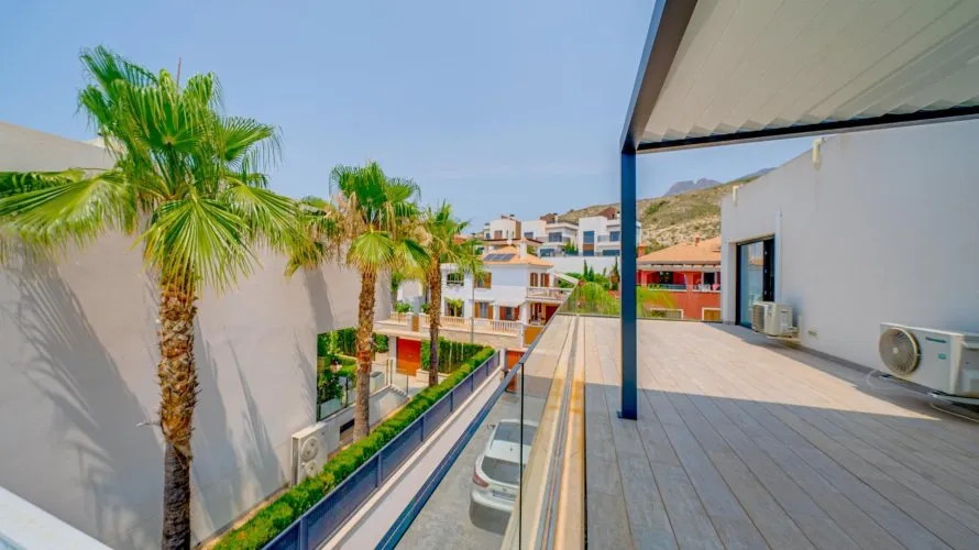 Villa de 5 chambres à Finestrat, Espagne No. 1810 № 28