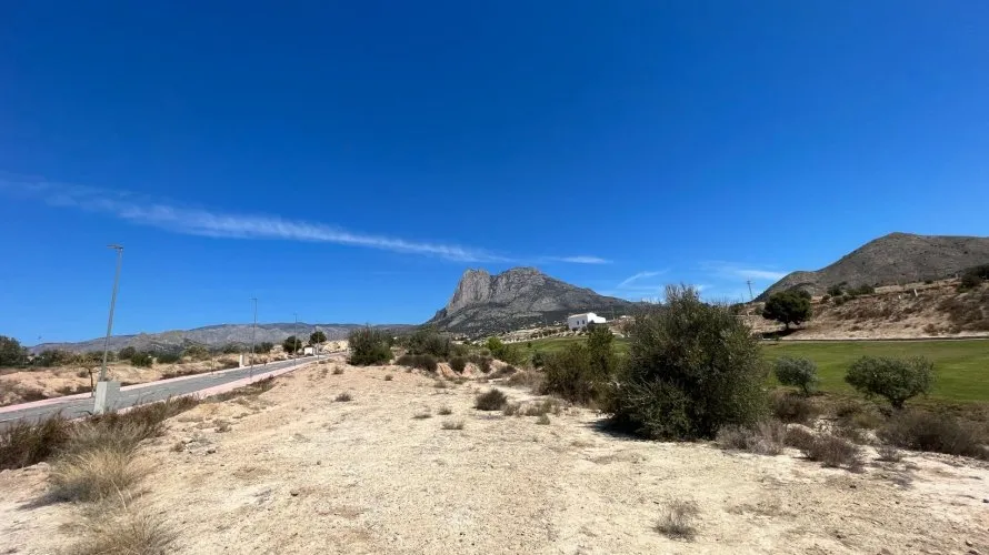 Land plot de à Finestrat, Espagne No. 1778 № 3