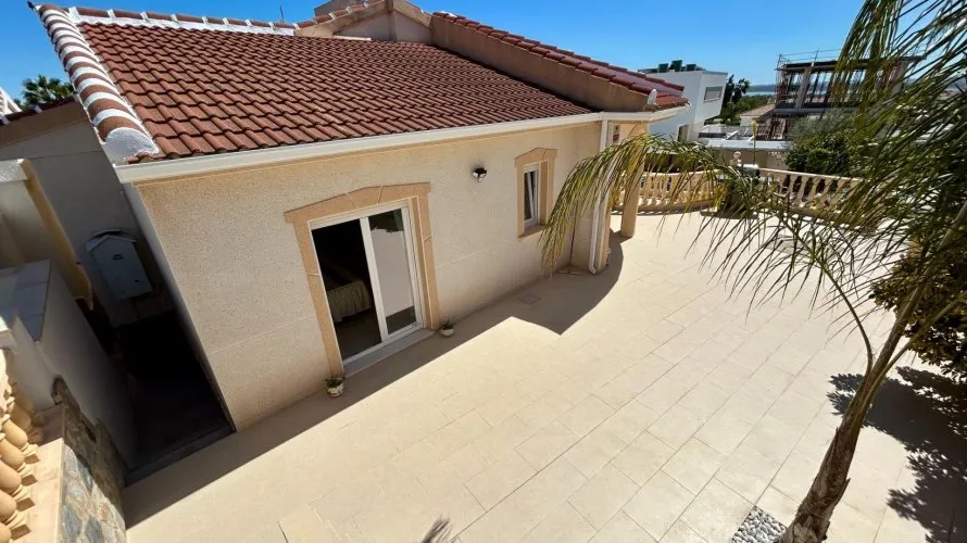 Villa de 5 chambres à Ciudad Quesada, Espagne No. 2359 № 20