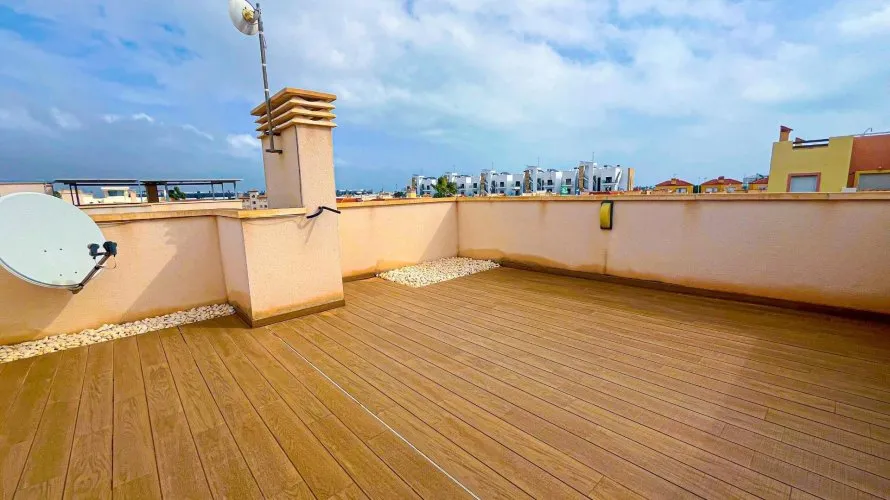 Villa de 5 chambres à La Zenia, Espagne No. 2527 № 26