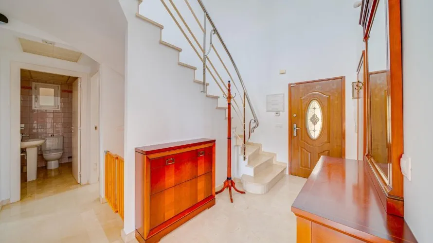 Villa de 4 chambres à Finestrat, Espagne No. 1564